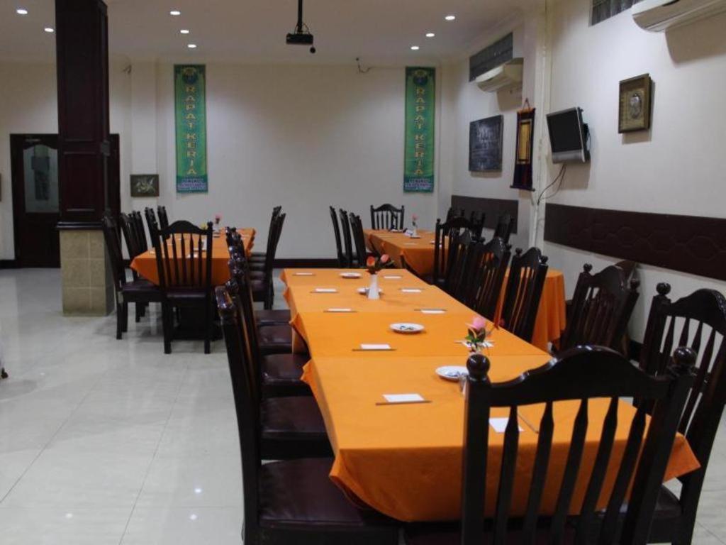 Hotel Dynasty Tarakan Kültér fotó