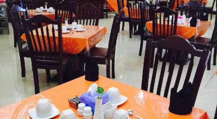 Hotel Dynasty Tarakan Kültér fotó