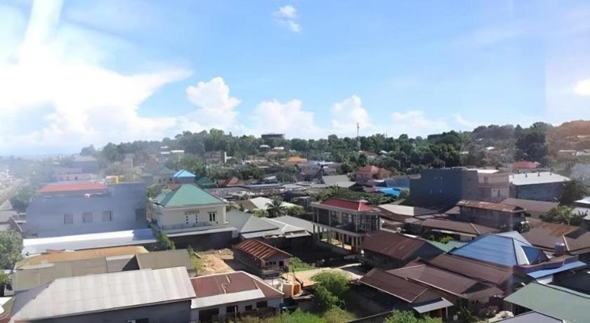 Hotel Dynasty Tarakan Kültér fotó