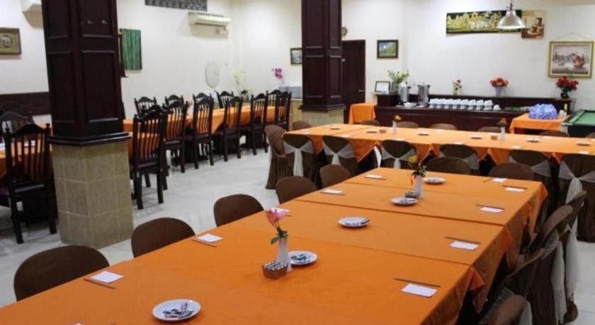 Hotel Dynasty Tarakan Kültér fotó