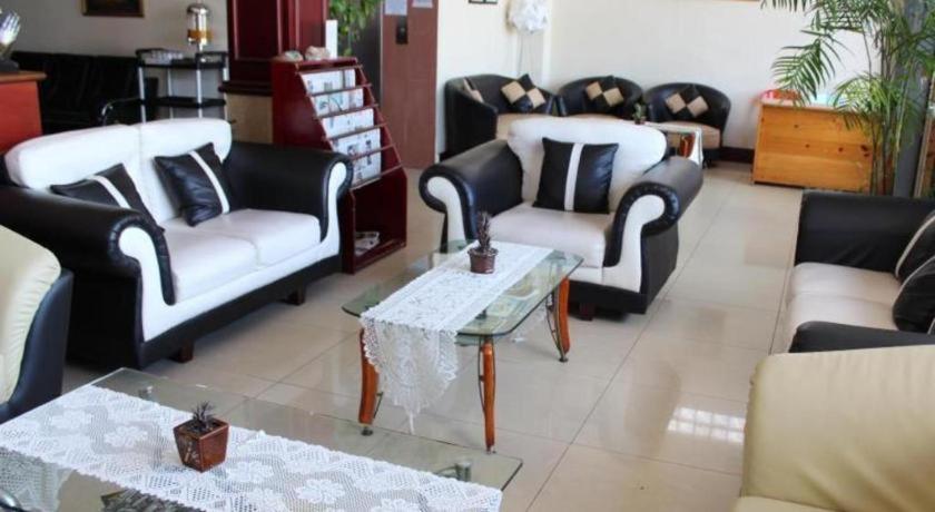Hotel Dynasty Tarakan Kültér fotó