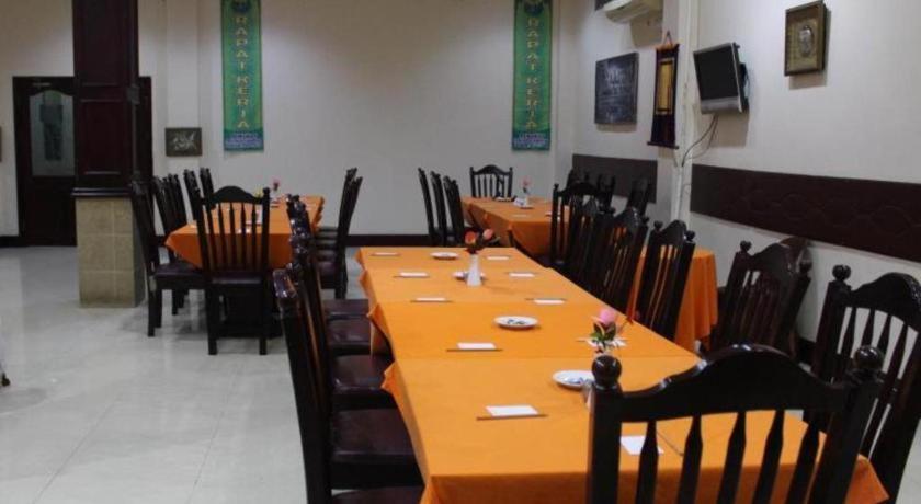 Hotel Dynasty Tarakan Kültér fotó